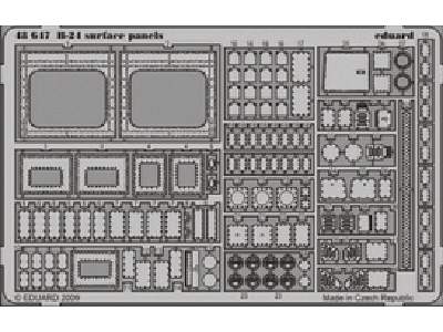  B-24 surface panels 1/48 - Monogram - blaszki - zdjęcie 1
