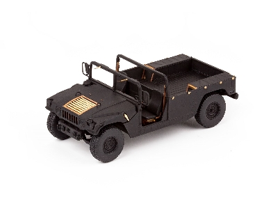 Humvee M1097A2 1/35 - ICM - zdjęcie 13
