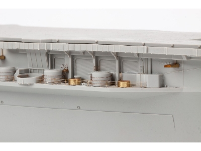 USS Midway CV-41 part 2 1/350 - TRUMPETER - zdjęcie 7