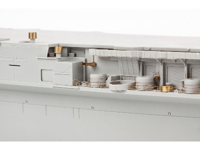 USS Midway CV-41 part 2 1/350 - TRUMPETER - zdjęcie 8