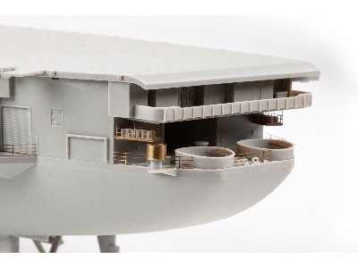 USS Midway CV-41 part 2 1/350 - TRUMPETER - zdjęcie 12