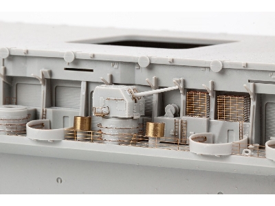 USS Midway CV-41 part 2 1/350 - TRUMPETER - zdjęcie 13