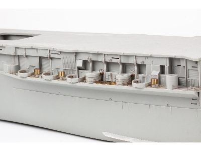 USS Midway CV-41 part 2 1/350 - TRUMPETER - zdjęcie 16