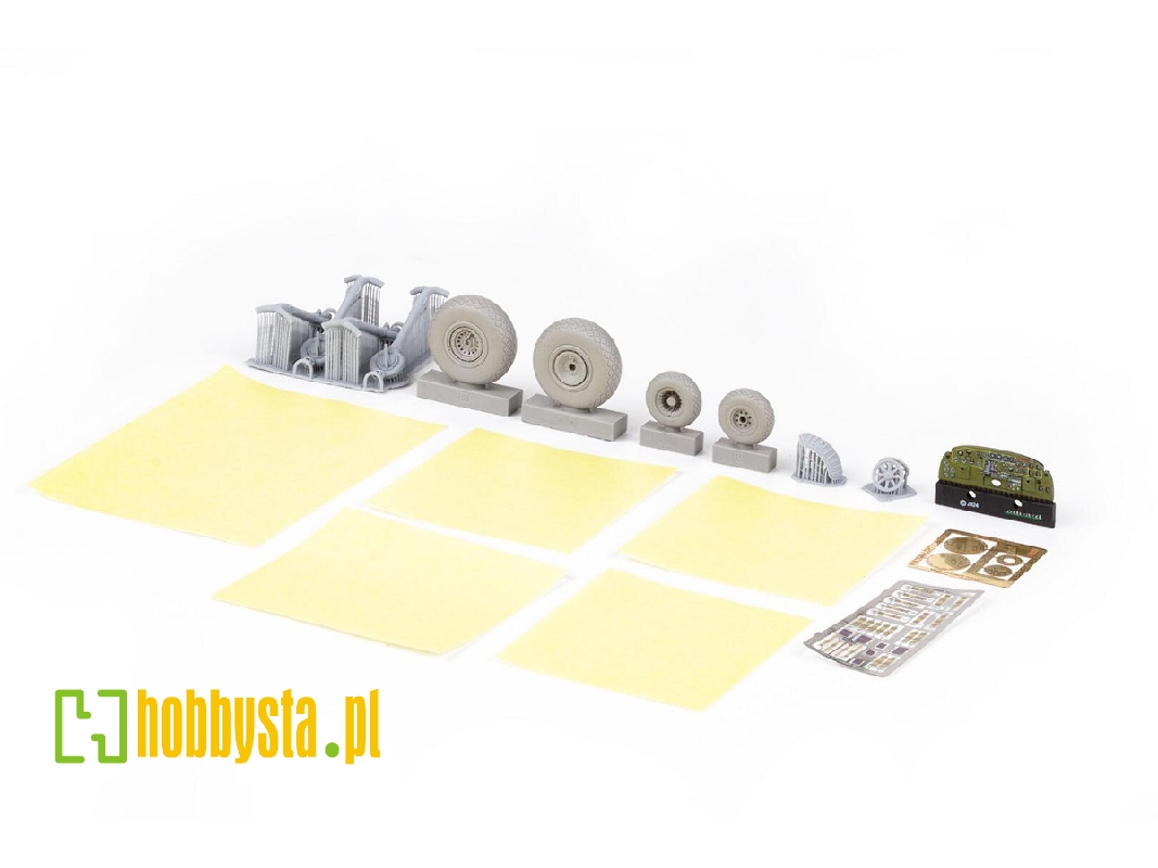 B-24J LööKplus 1/48 - HOBBY BOSS - zdjęcie 1 B-24J LööKplus 1/48 - HOBBY BOSS - zdjęcie 1