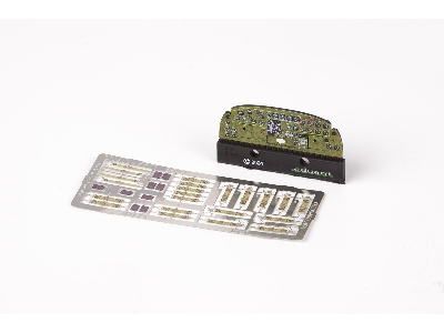 B-24J LööKplus 1/48 - HOBBY BOSS - zdjęcie 8