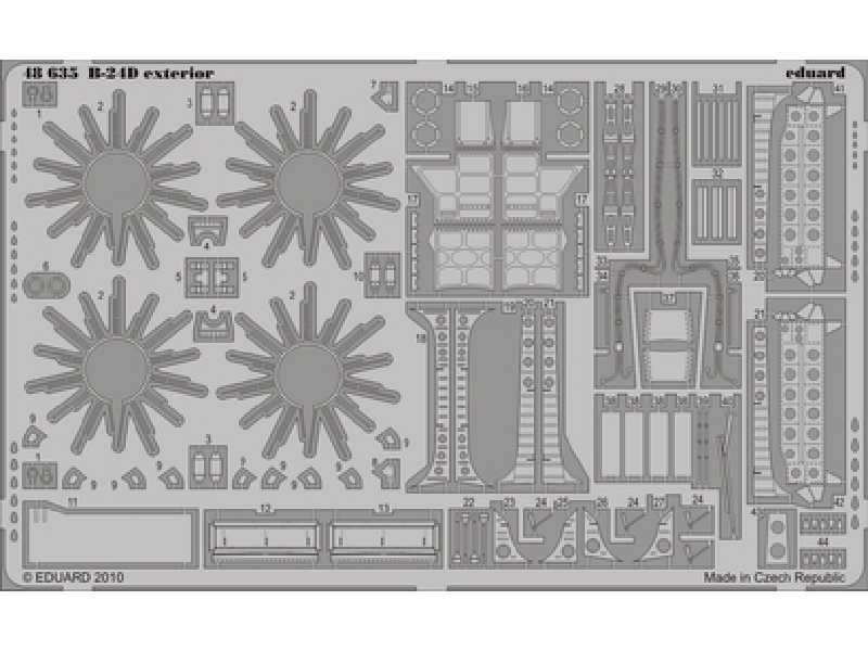 B-24D exterior 1/48 - Monogram - blaszki - zdjęcie 1 B-24D exterior 1/48 - Monogram - blaszki - zdjęcie 1