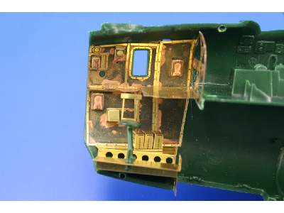  B-24D front interior 1/48 - Monogram - blaszki - zdjęcie 5