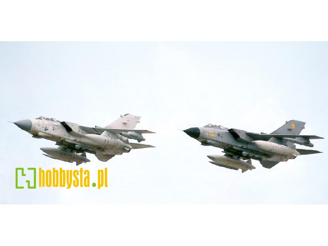 Panavia Tornado - 50th Anniversary - zdjęcie 1 Panavia Tornado - 50th Anniversary - zdjęcie 1