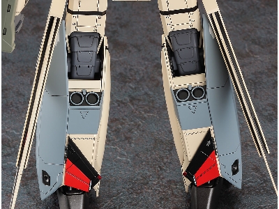 Yf-19 Battroid Macross Plus - zdjęcie 12