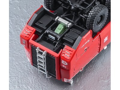 Rosenbauer Panther 6×6 Airport Crash Tender "j.M.S.D.F." - zdjęcie 3