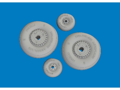 MC.205 Veltro wheels 1/32 - ITALERI - zdjęcie 3