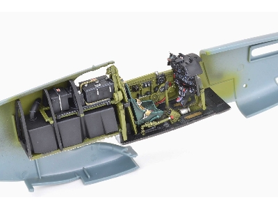P-51B Malcolm Hood canopy ESSENTIAL 1/48 - EDUARD - zdjęcie 31