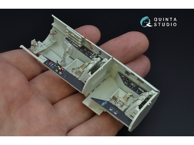 Messerschmitt Me 262 B1a / U1 - 3d-printed & Coloured Interior (For Revell Kits) - zdjęcie 8