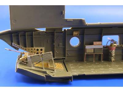  ACH-47A Chinook interior 1/48 - Italeri - blaszki - zdjęcie 5