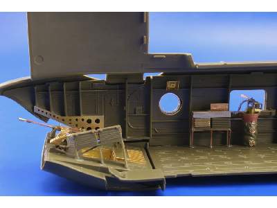  ACH-47A Chinook interior 1/48 - Italeri - blaszki - zdjęcie 6