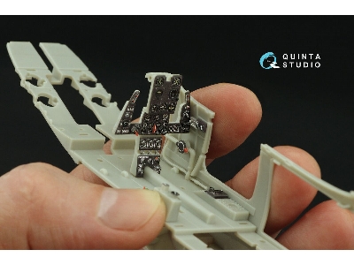 Bell P-39 Q/N Airacobra - 3d-printed & Coloured Interior (For Kitty Hawk Kits) - zdjęcie 1