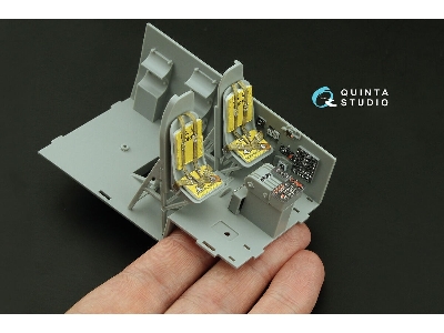 Boeing B-17 E/F Flying Fortress - Pilot's Cockpit - 3d-printed & Coloured Interior (For Hk Models Kits) - zdjęcie 1