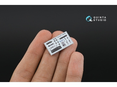 Toyota Hilux - 3d-printed & Coloured Interior (For Meng Kits) - zdjęcie 3