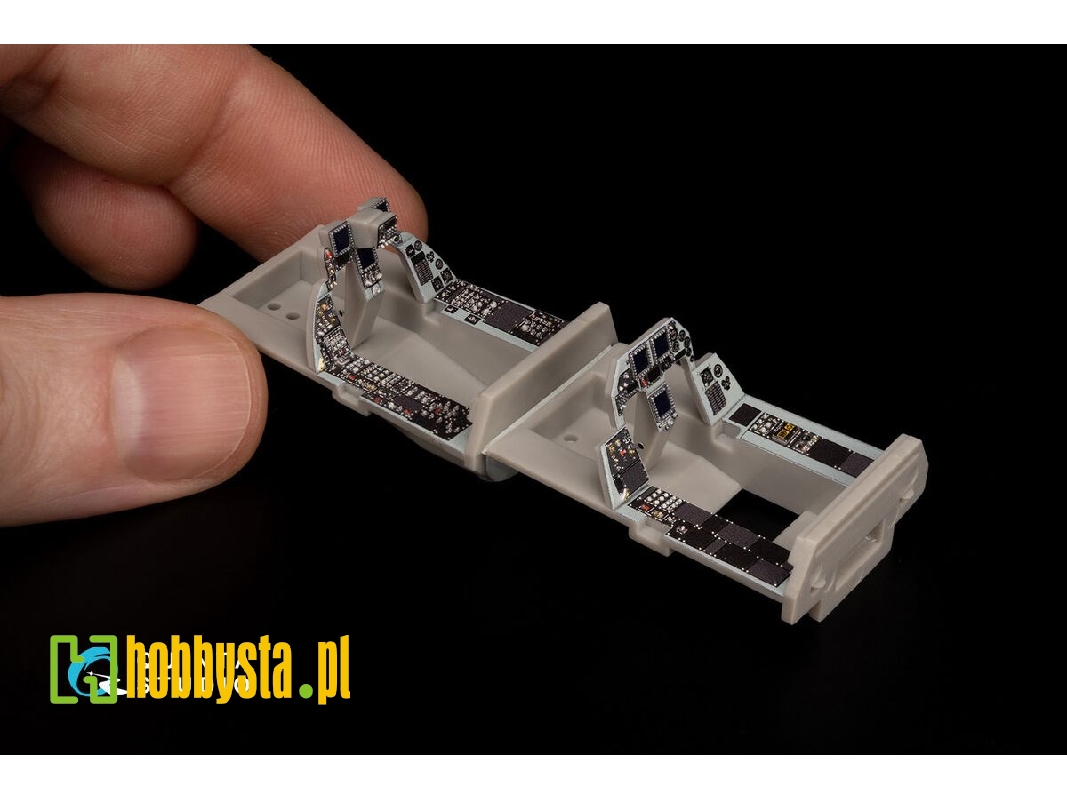 Mitsubishi F-2 B - 3d-printed & Coloured Interior (For Hasegawa Kits) - zdjęcie 1 Mitsubishi F-2 B - 3d-printed & Coloured Interior (For Hasegawa Kits) - zdjęcie 1
