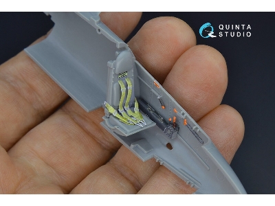Heinkel He-162 Salamander - 3d-printed & Coloured Interior (For Dragon Kits) - zdjęcie 7