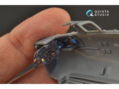 Messerschmitt Me-163 B - 3d-printed & Coloured Interior (For Gaspatch Models Kits) - zdjęcie 1