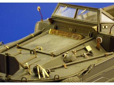  DUKW with 105mm Howitzer 1/35 - Italeri - blaszki - zdjęcie 7