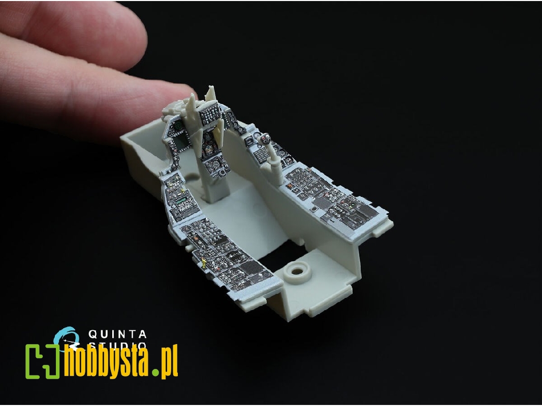 General Dynamics F-16 C - 3d-printed & Coloured Interior Small Version (For Tamiya Kits) - zdjęcie 1