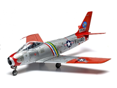 North American F-86f Sabre - zdjęcie 3