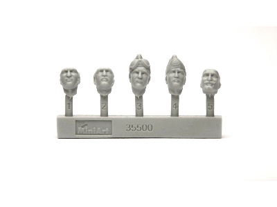 Italian Tank Crew. Resin Heads - zdjęcie 3