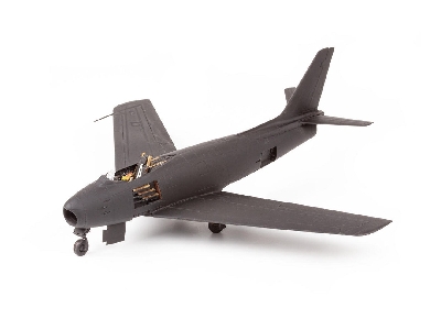 F-86F-25/30 1/48 - AIRFIX - zdjęcie 12