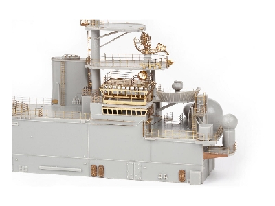 USS Wasp LHD-1 part 3 1/350 - TRUMPETER - zdjęcie 9