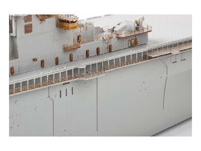 USS Wasp LHD-1 part 4 1/350 - TRUMPETER - zdjęcie 5
