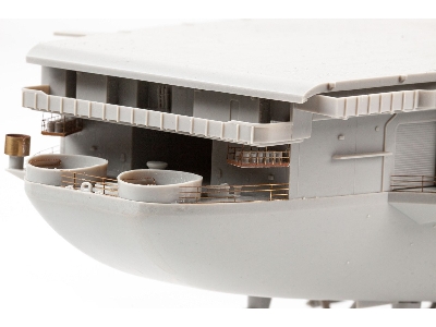 USS Midway CV-41 1/350 - TRUMPETER - zdjęcie 20