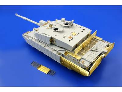  Challenger 2 Enhanced armour 1/35 - Trumpeter - blaszki - zdjęcie 4