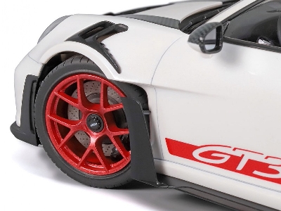 Porsche 911 Gt3 Rs (992) - zdjęcie 8