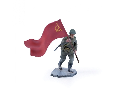 Sowiecka piechota - Berlin 1945 - zdjęcie 3