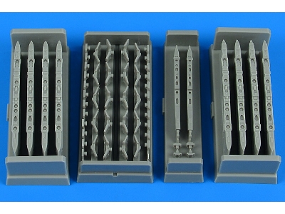 Su-25 Frogfoot Wing Pylons - Early (Zvezda) - zdjęcie 1