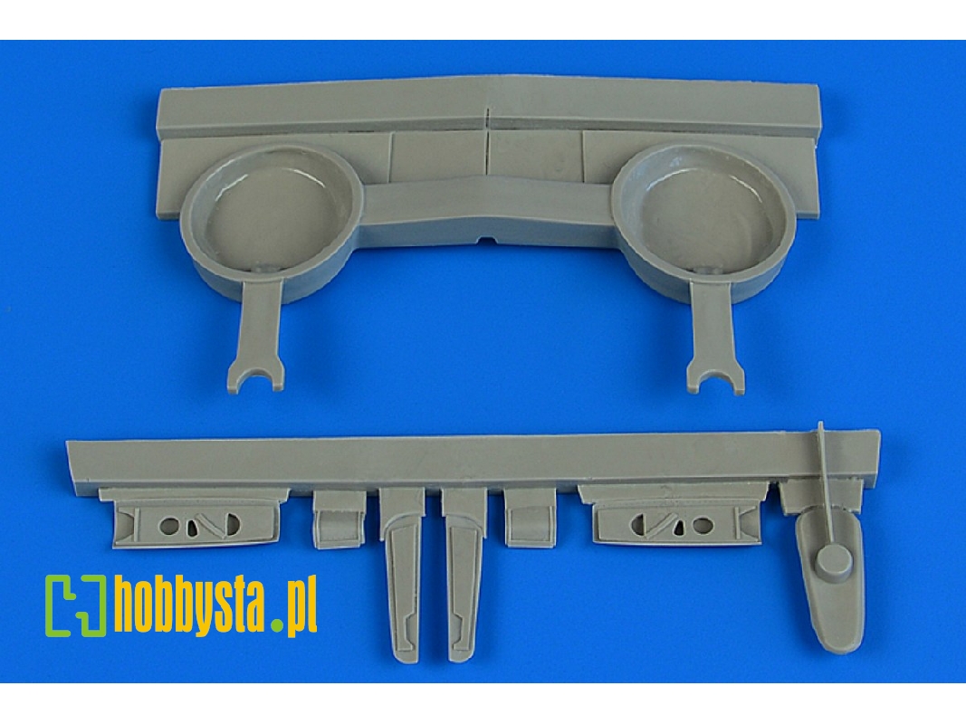 P-40B wheel bay - Airfix - zdjęcie 1 P-40B wheel bay - Airfix - zdjęcie 1