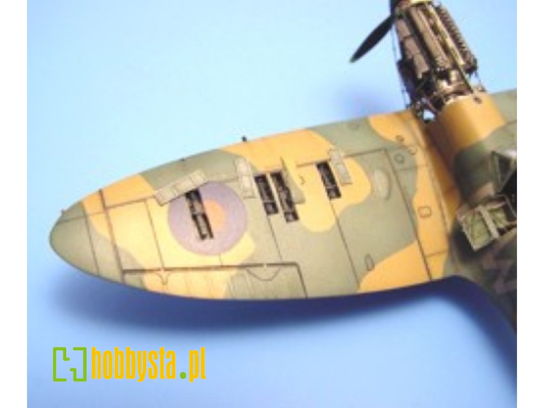 Supermarine SPITFIRE Mk. I gun bay - Tamiya - zdjęcie 1 Supermarine SPITFIRE Mk. I gun bay - Tamiya - zdjęcie 1