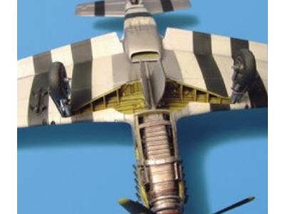 P-51D Mustang wheel bay - Tamiya - zdjęcie 1