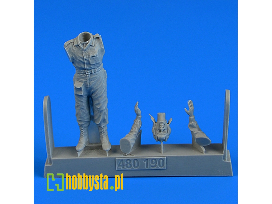 Modern Russian Tank Crew - zdjęcie 1 Modern Russian Tank Crew - zdjęcie 1