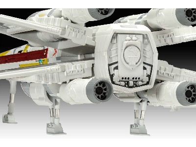Carson Teva's X-wing Fighter: The Mandalorian - zdjęcie 5