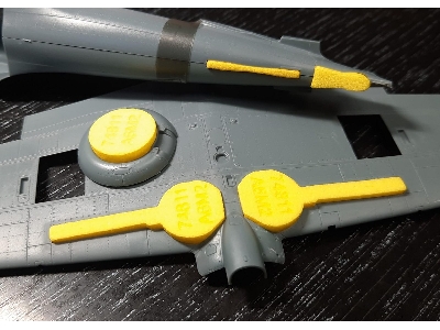 Mitsubushi A6m2 Zero Wheel Bay Plugs (For Eduard Kits) - zdjęcie 2