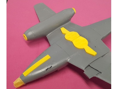 Messerschmitt Me-262 A Wheel Bay Plugs (For Tamiya Kits) - zdjęcie 2