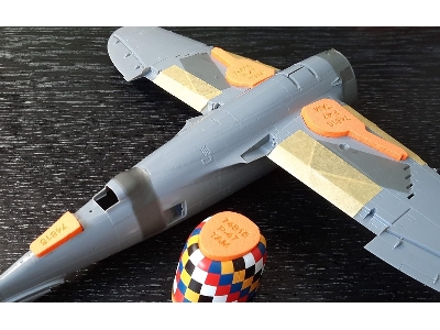 Republic P-47 Thunderbolt Wheel Bay Plugs (For Tamiya Kits) - zdjęcie 2