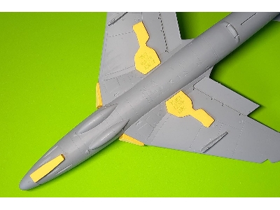 Hawker Hunter Wheel Bay Plugs (For Airfix) - zdjęcie 2