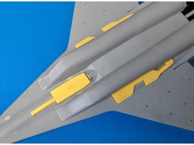 Mig-29 Wheel Bay Plugs (For Academy/Hobby 2000) - zdjęcie 2
