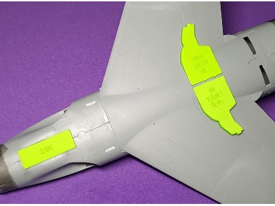 J-32 Lansen Wheel Bay Plugs (For Hobby Boss) - zdjęcie 2