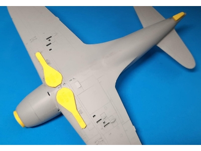 Mitsubishi J2m3 Raiden Wheel Bay Plugs (For Hasegawa) - zdjęcie 2