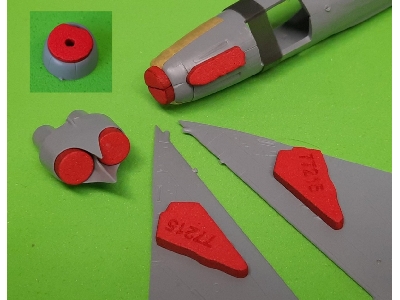 Mig-19 S/P/Pm Wheel Bay Plugs (For Kp) - zdjęcie 3